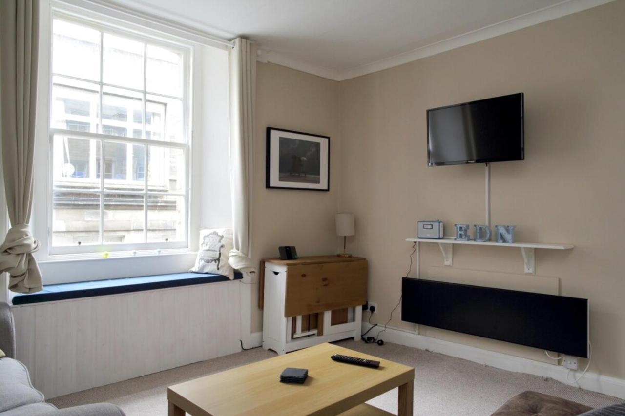 Two Bedroom Flat By Royal Mile! Edinburgh Exterior photo