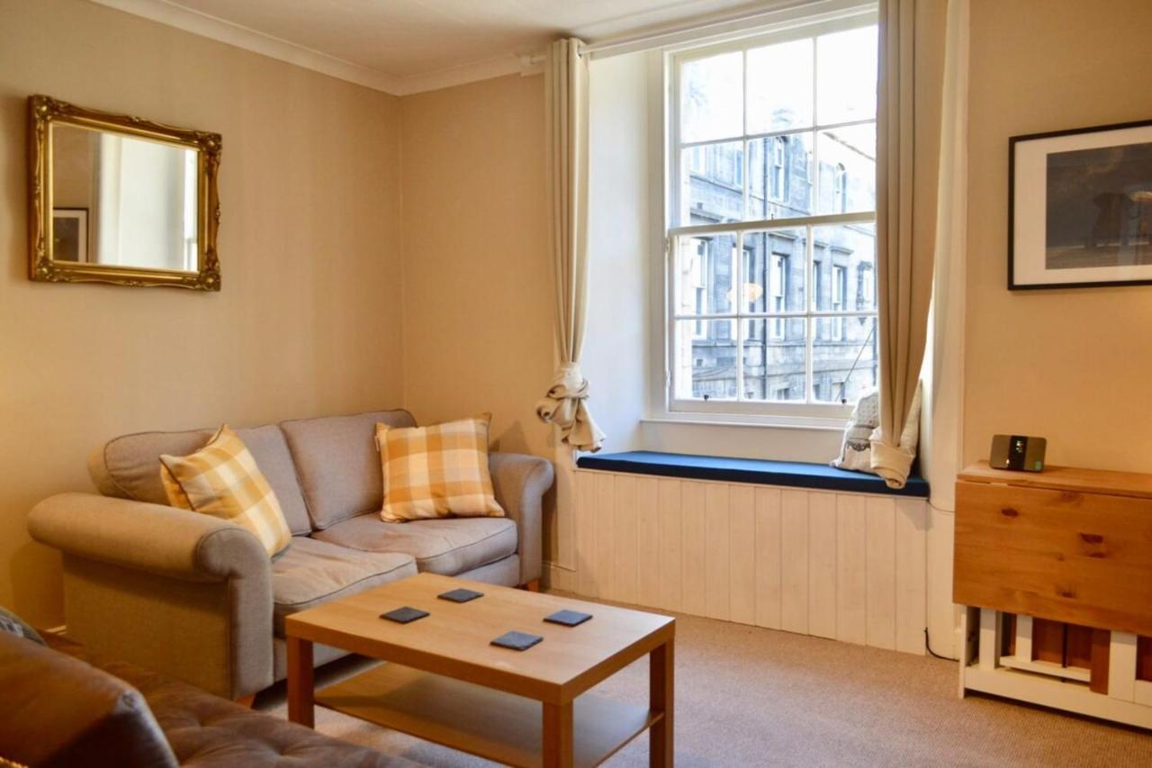 Two Bedroom Flat By Royal Mile! Edinburgh Exterior photo